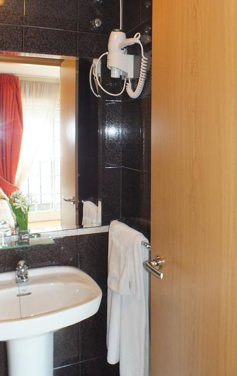 ויגו Hostal La Colegiata מראה חיצוני תמונה